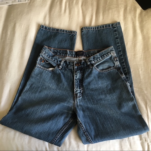 Izod Other - Izod Classic Fit Jeans 32x32 gently used
